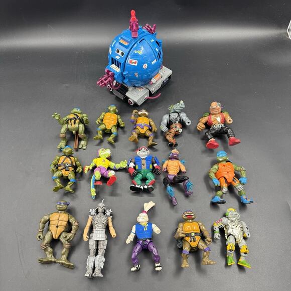 Vintage TMNT Technodrome And 15 Action Figures Lot Mirage Studios 1990s - Picture 1 of 14